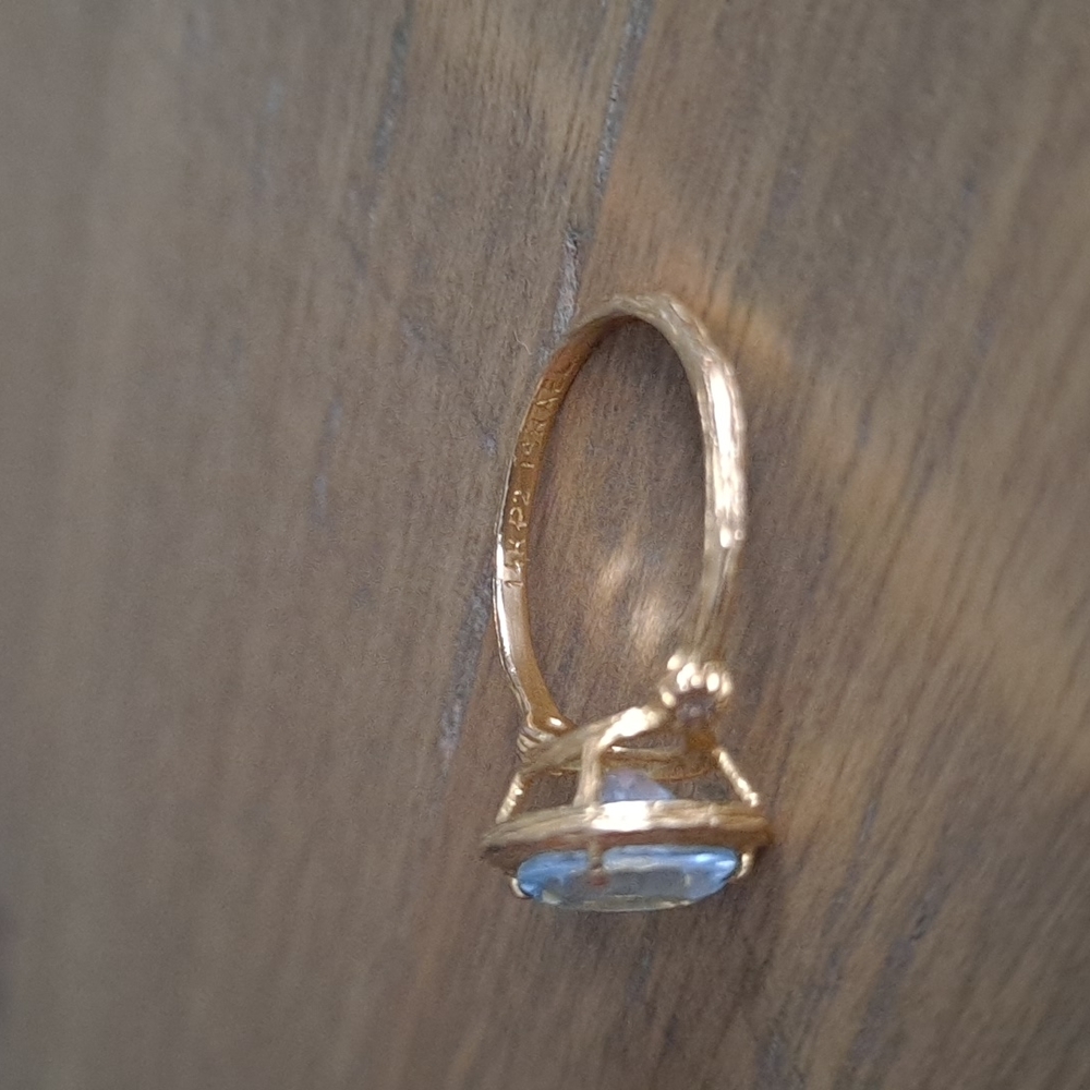 14K gold aquamarine ring - Picture 13 of 16